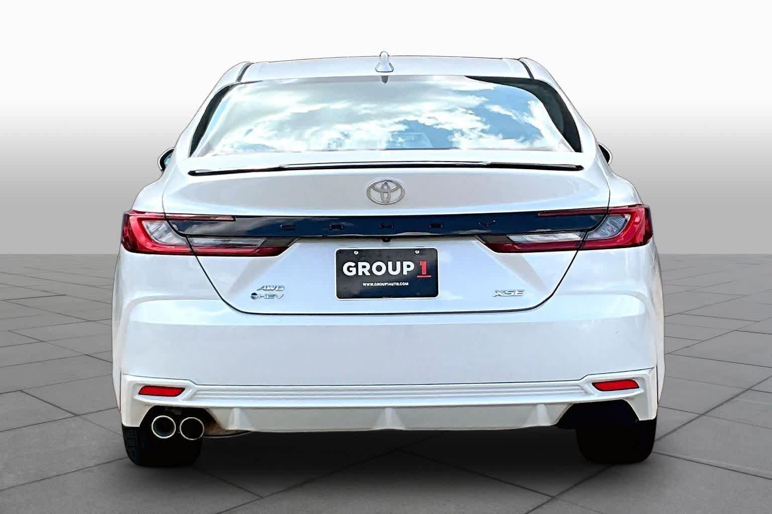 Used 2025 Toyota Camry XSE AWD/4WD image 5