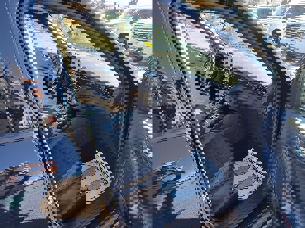 Used 2025 Ford Escape ST-Line image 24