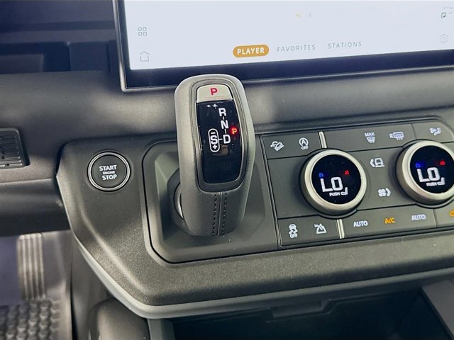 Used 2025 Land Rover Defender 110 S image 19