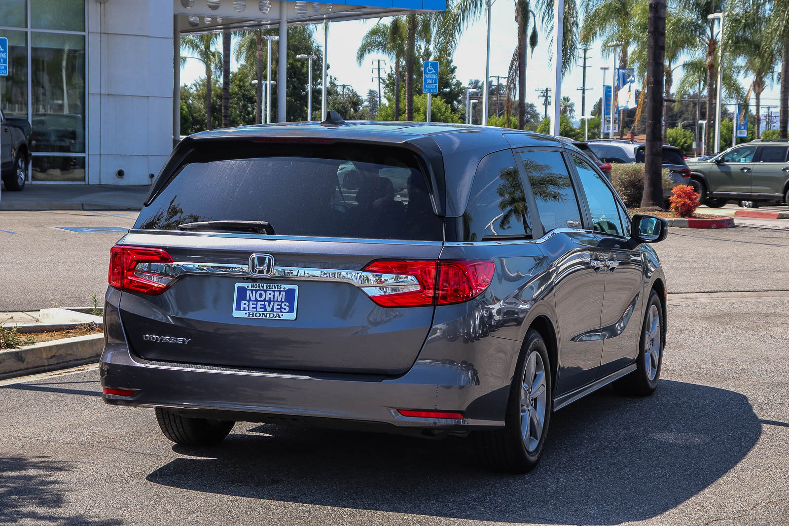 Used 2019 Honda Odyssey EX image 11