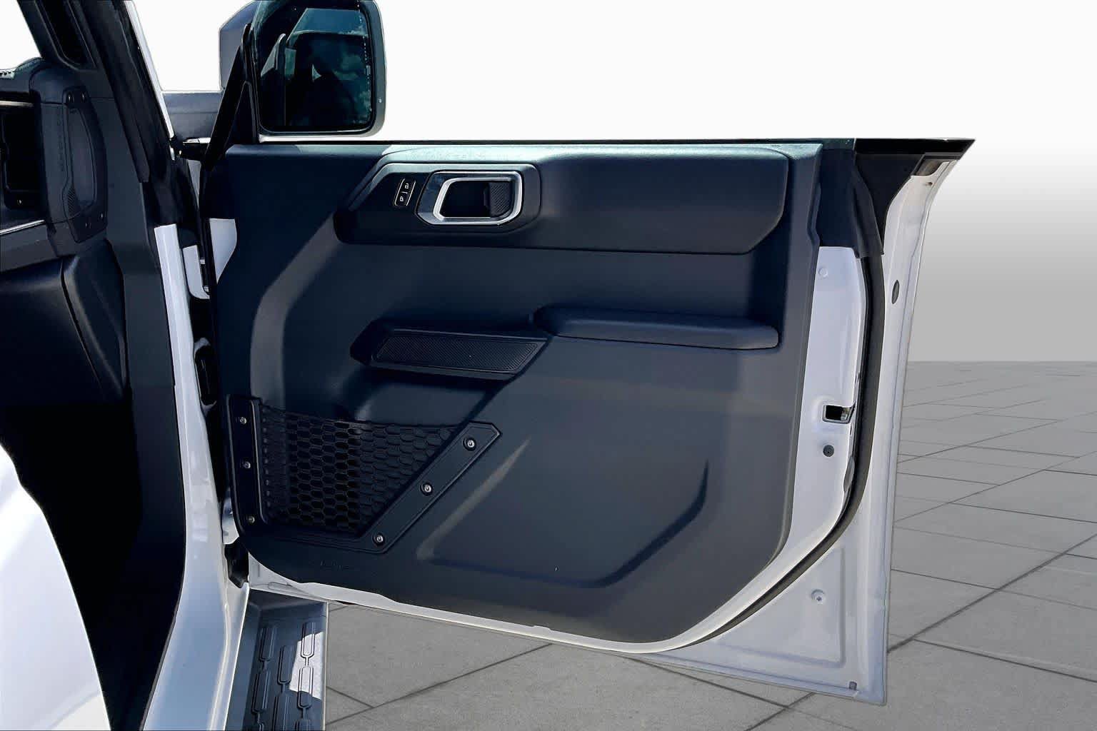 Used 2025 Ford Bronco Outer Banks AWD/4WD image 20