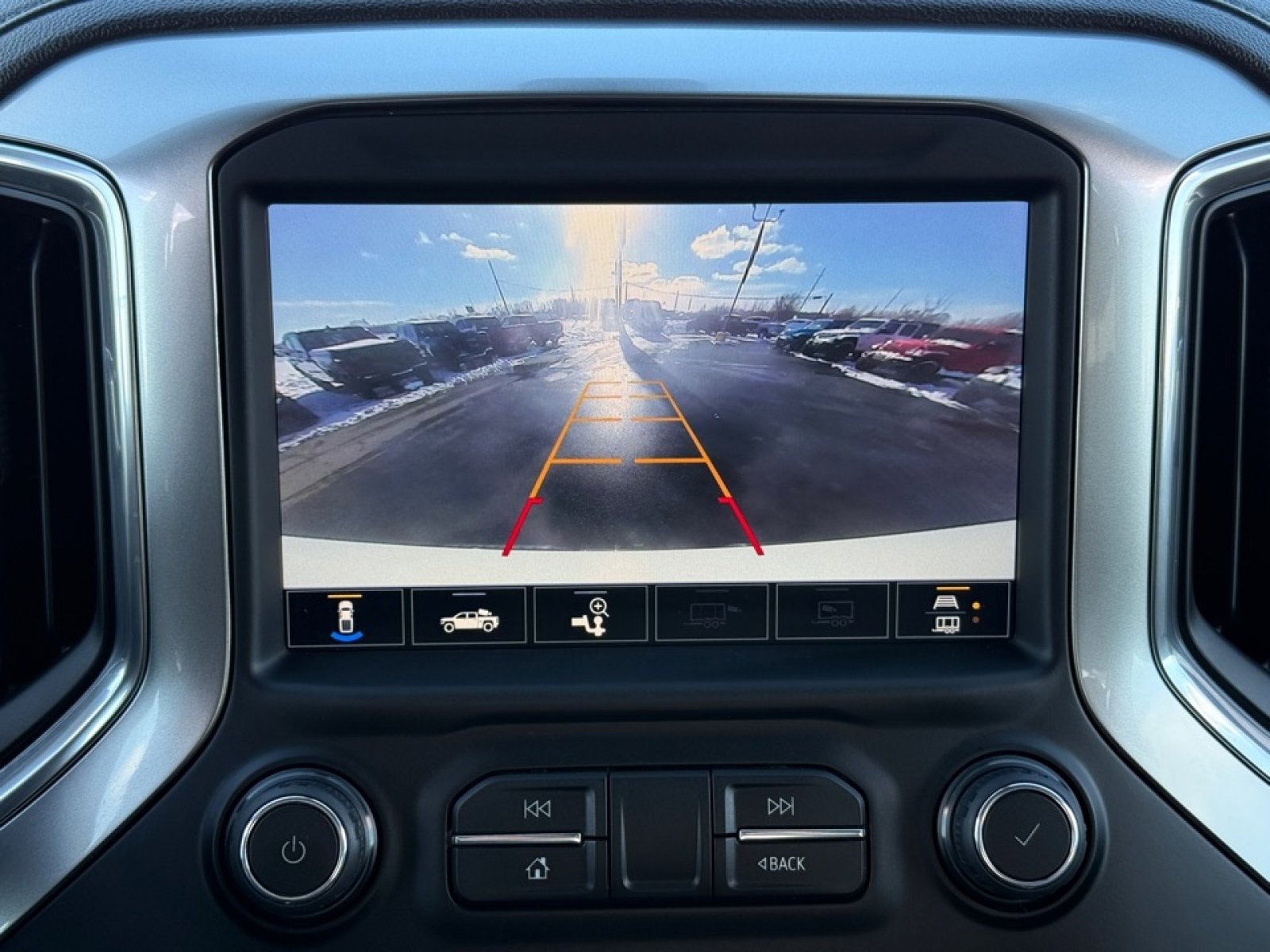 Used 2020 Chevrolet Silverado 1500 LT Trail Boss image 25