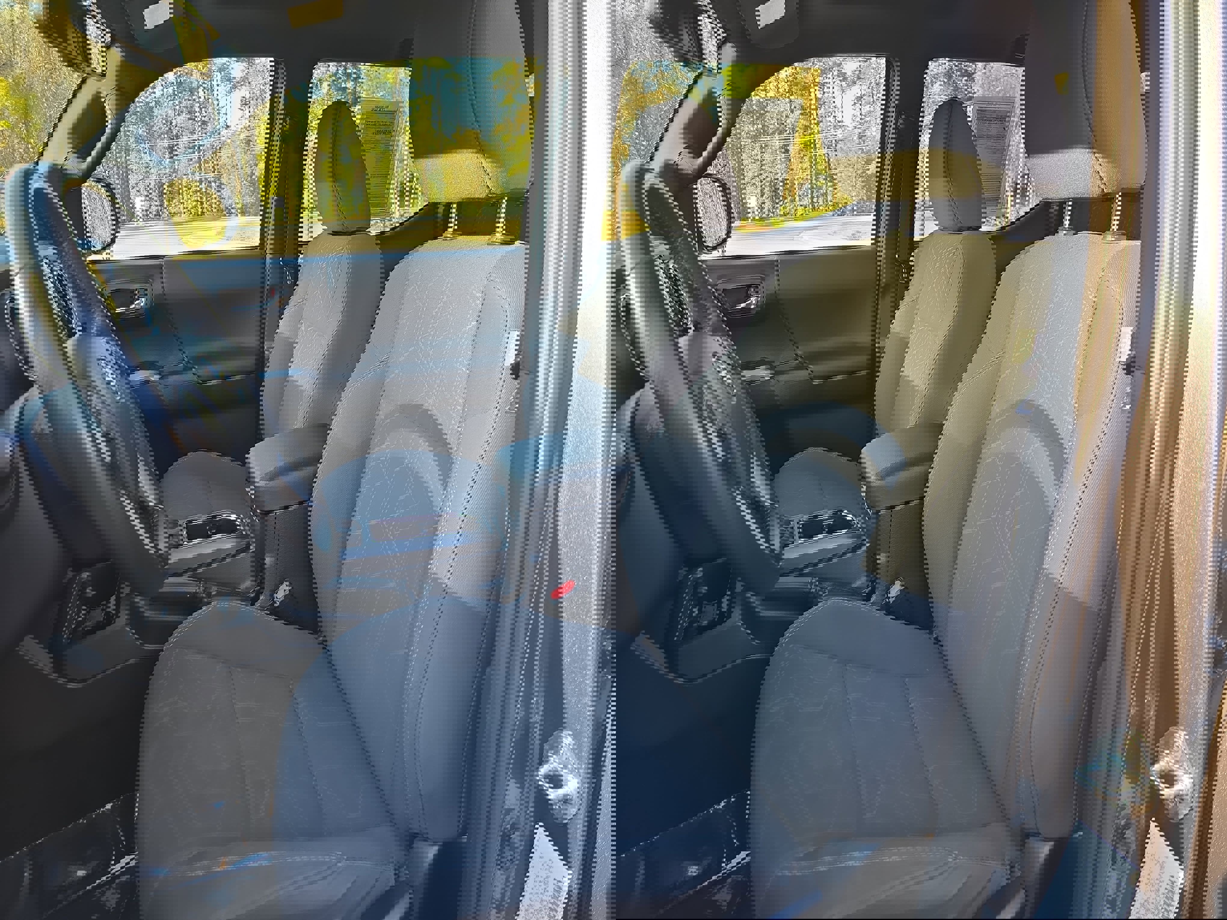 Used 2017 Toyota Tacoma TRD Sport image 16