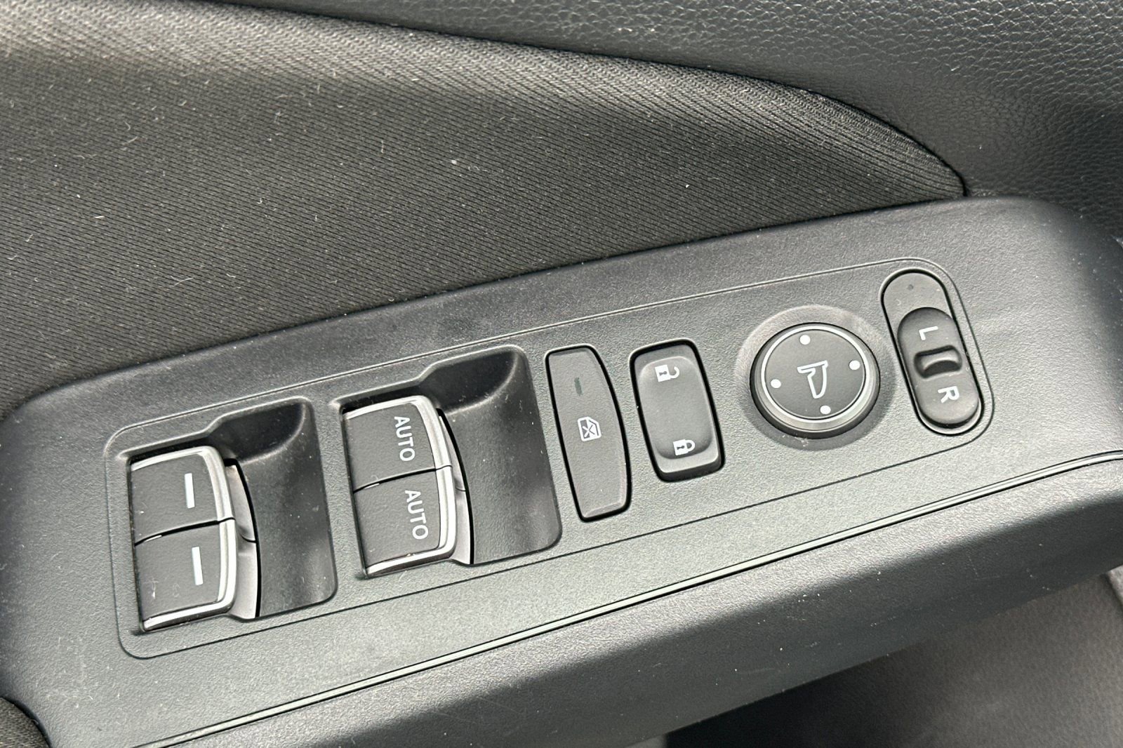 Used 2022 Honda Civic Sport image 11