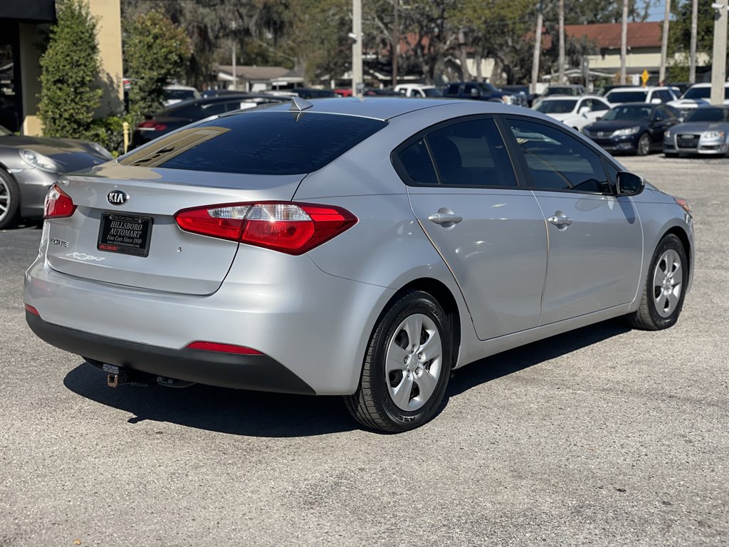 Used 2015 Kia Forte LX image 23