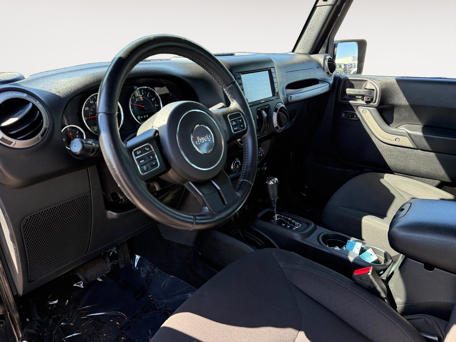 Used 2016 Jeep Wrangler Sport w/ Quick Order Package 24S AWD/4WD image 15