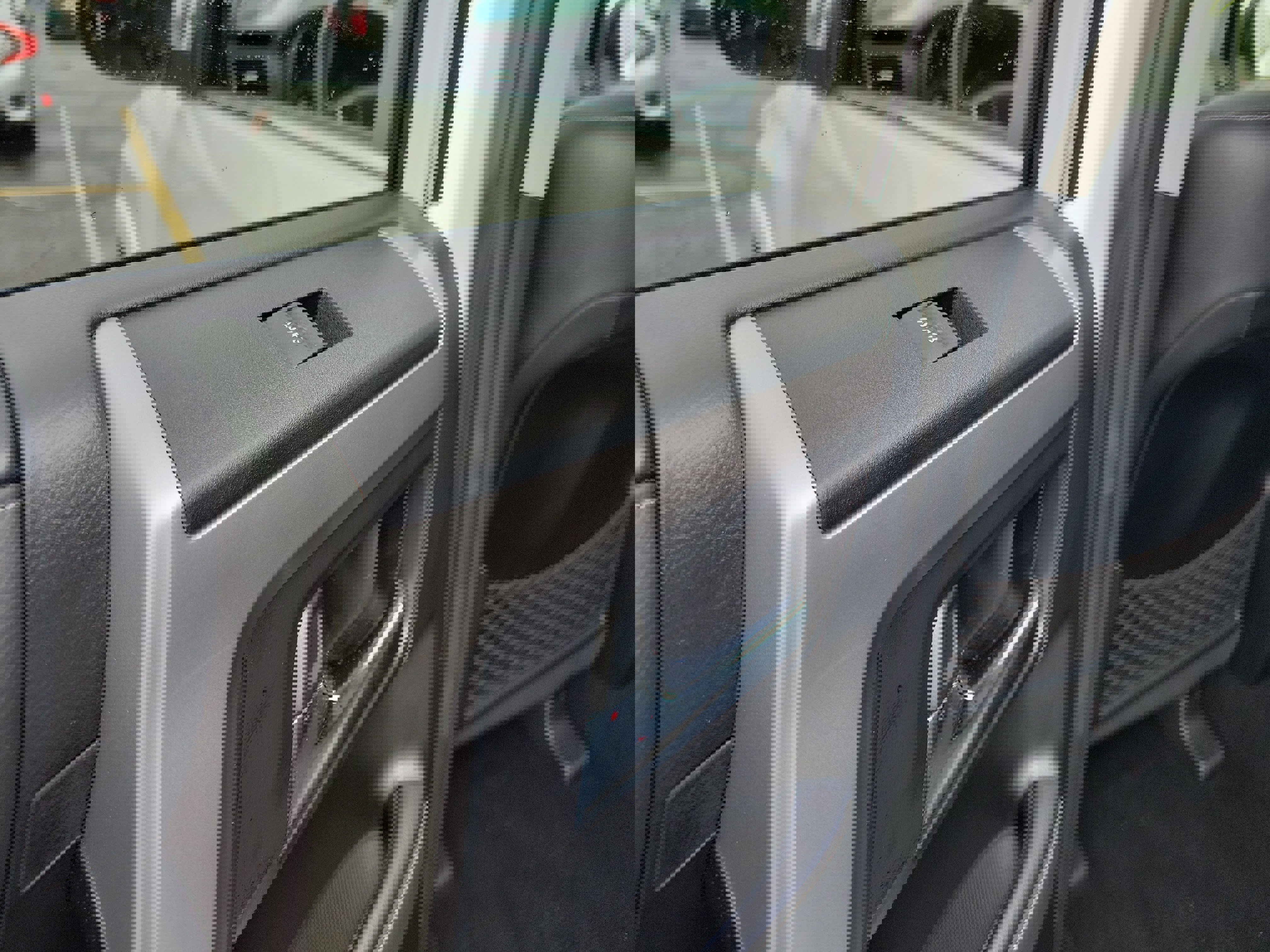 Used 2023 Toyota 4Runner Limited image 13