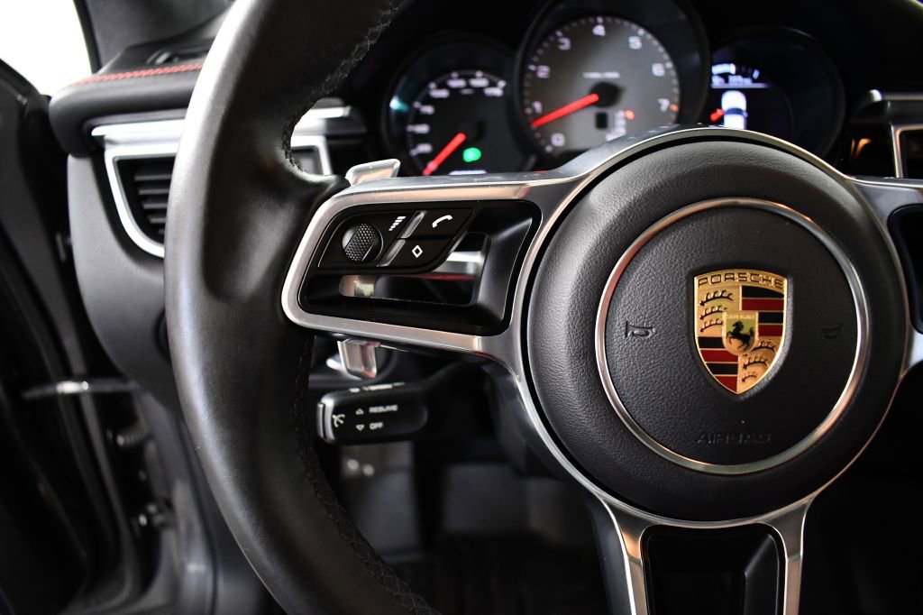 Used 2016 Porsche Macan S w/ Premium Package Plus image 32