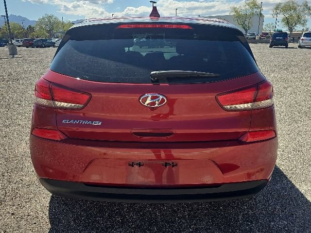 Used 2020 Hyundai Elantra GT FWD image 5