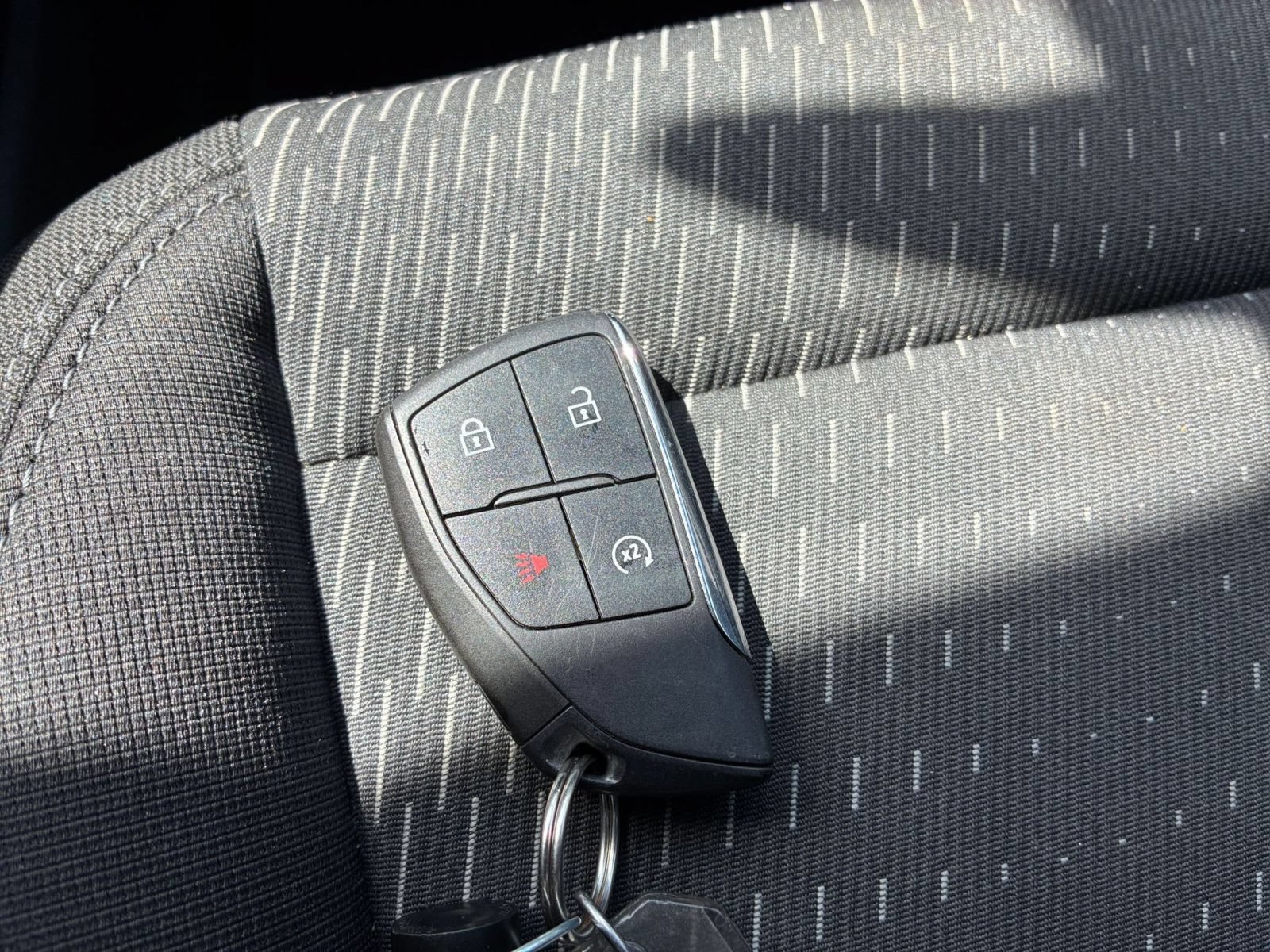 Used 2025 Chevrolet Equinox LT AWD/4WD image 18