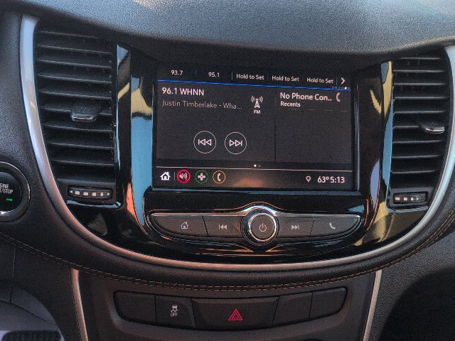 Used 2021 Chevrolet Trax LT w/ LT Convenience Package AWD/4WD image 24