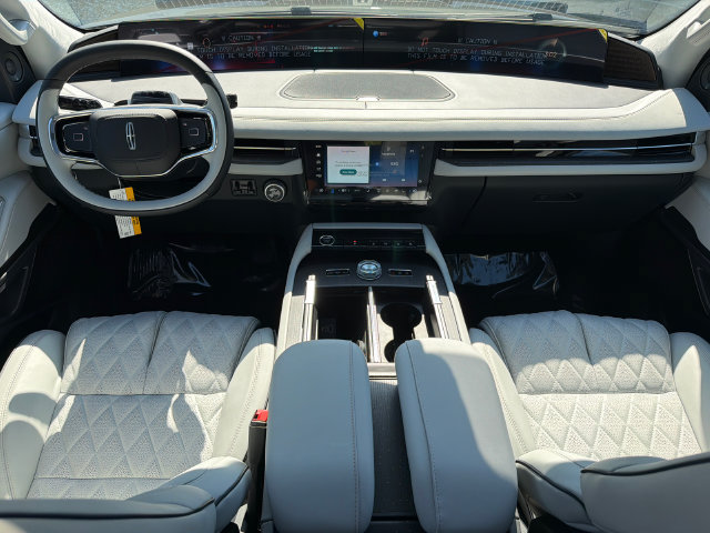 New 2027 Lincoln Navigator L Black Label AWD/4WD image 23