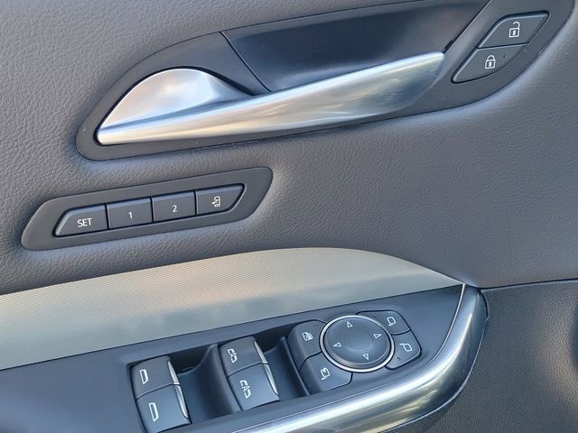 Used 2022 Cadillac XT4 Premium Luxury w/ Enhanced Visibility Package image 23