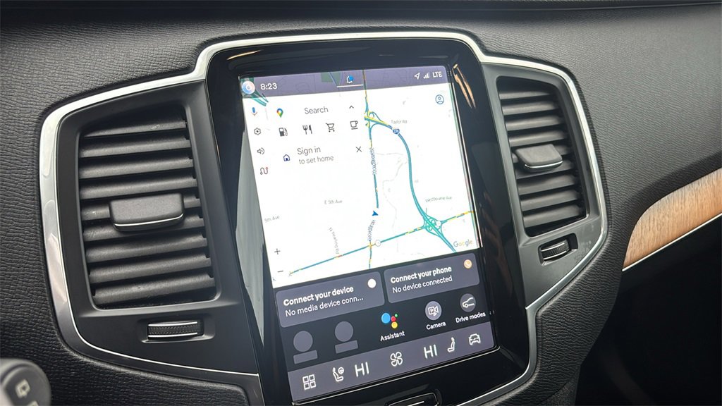 Certified 2023 Volvo XC90 B6 Core w/ Climate Package image 20