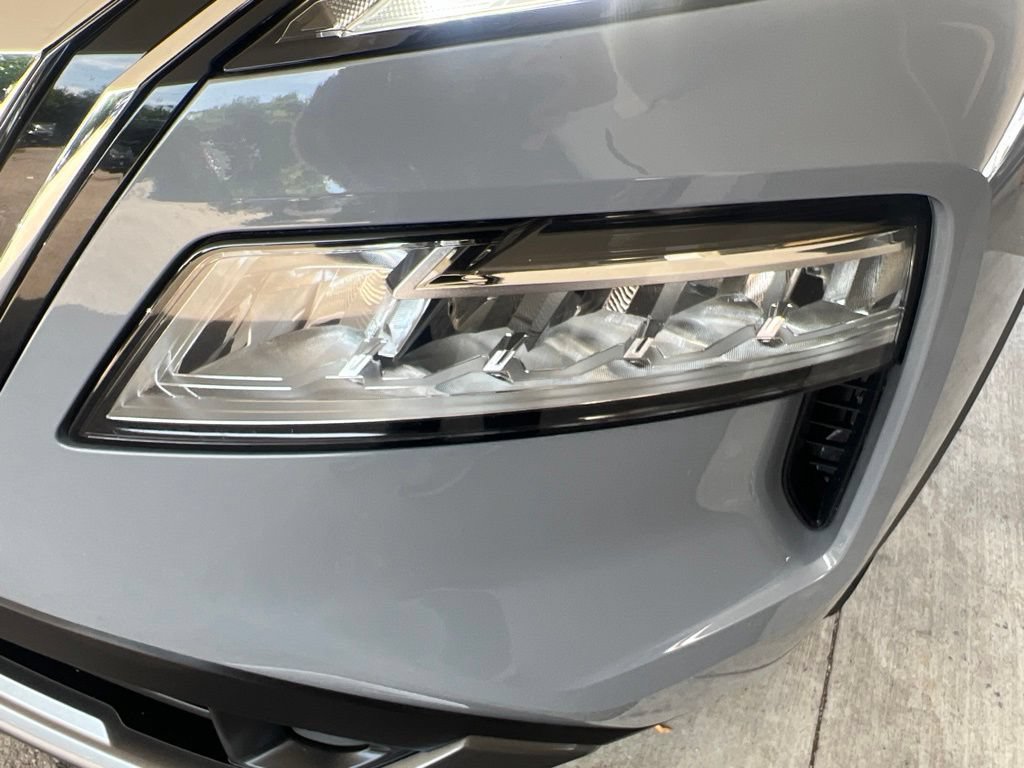 Certified 2023 Nissan Rogue SL AWD/4WD image 30
