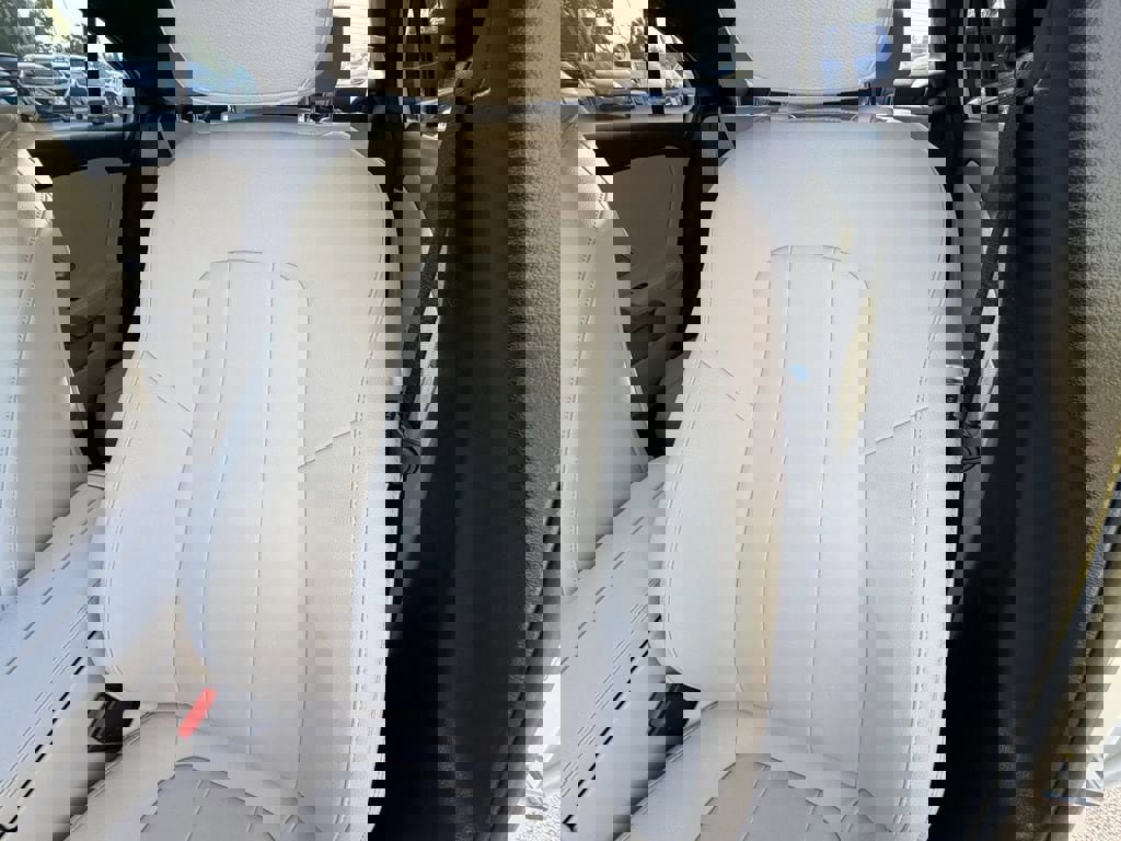 Used 2022 Mercedes-Benz A 220 image 22