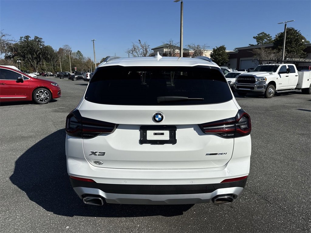 Used 2024 BMW X3 sDrive30i w/ Convenience Package image 3
