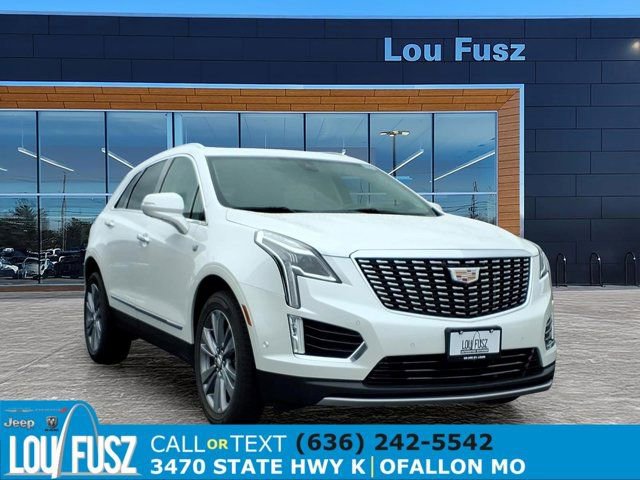 Used 2020 Cadillac XT5 Premium Luxury FWD image 1
