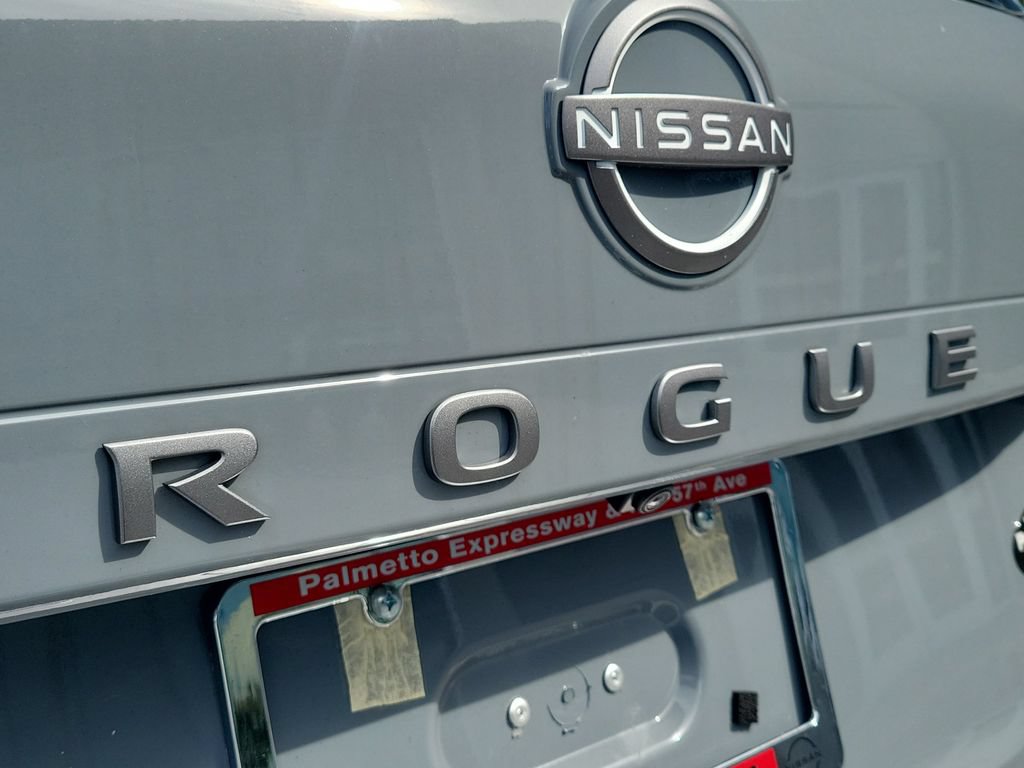 Used 2026 Nissan Rogue SV FWD image 10