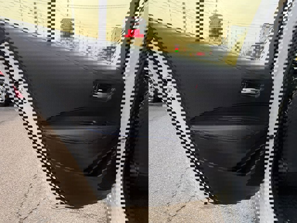 Used 2022 Toyota Corolla SE image 20