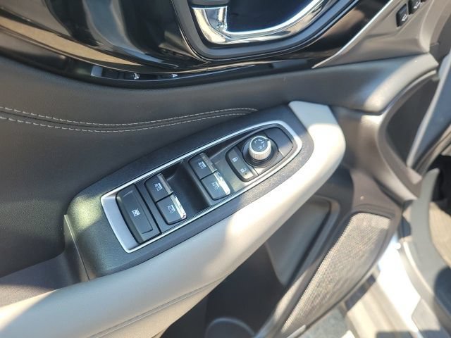 Used 2022 Subaru Outback Limited AWD/4WD image 10