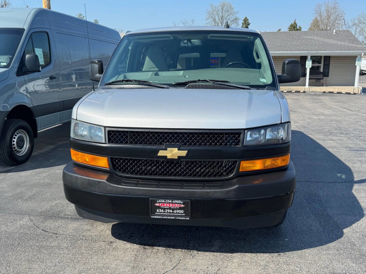 Used 2019 Chevrolet Express 2500 LS w/ Driver Convenience Package image 3
