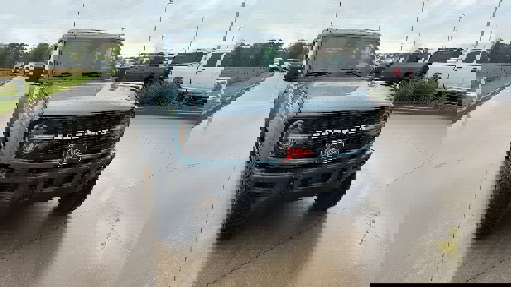 Used 2022 Ford Bronco Wildtrak image 4