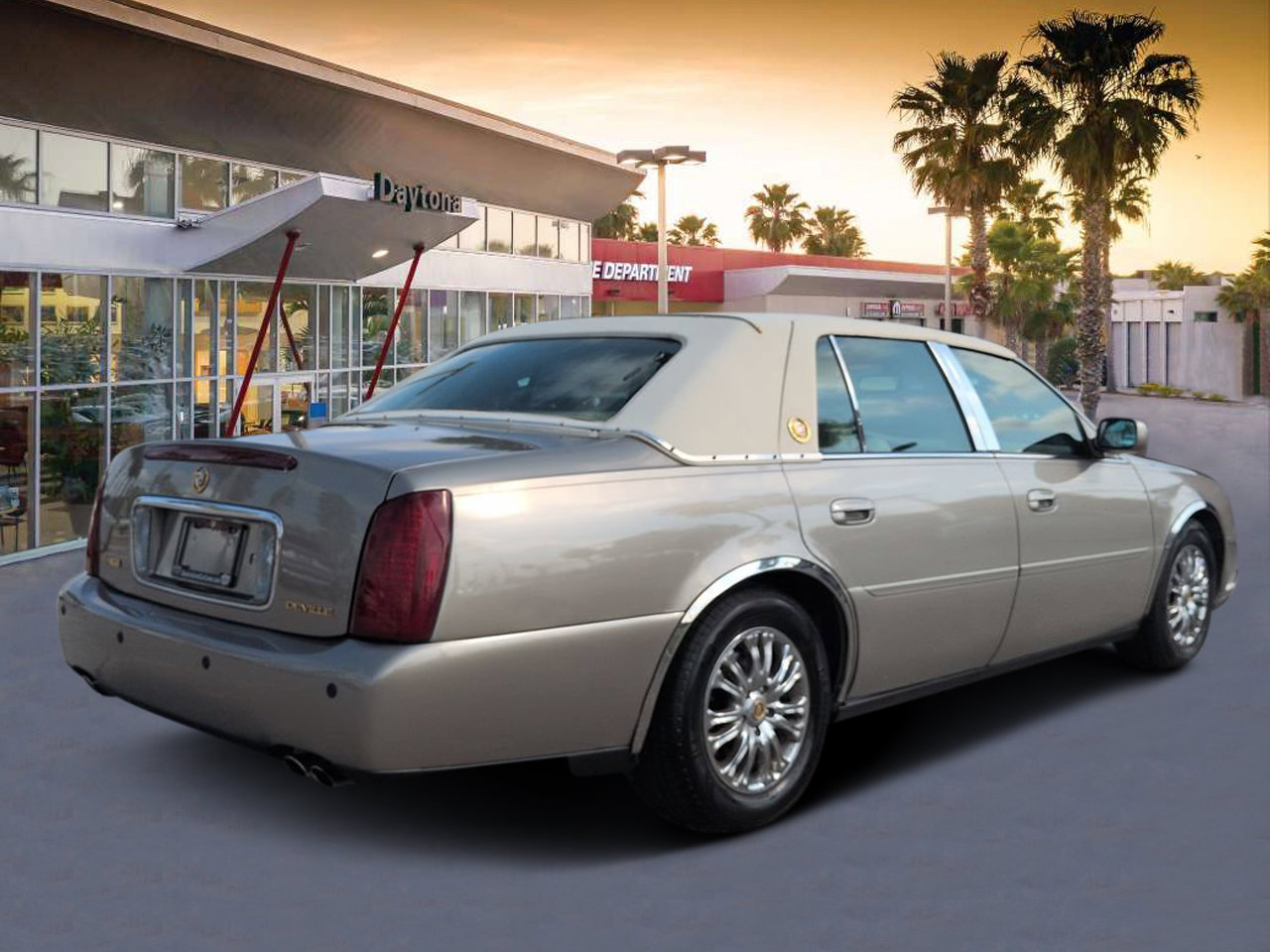Used 2004 Cadillac De Ville FWD image 3