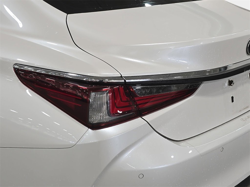 Used 2020 Lexus ES 350 w/ Premium Package image 31