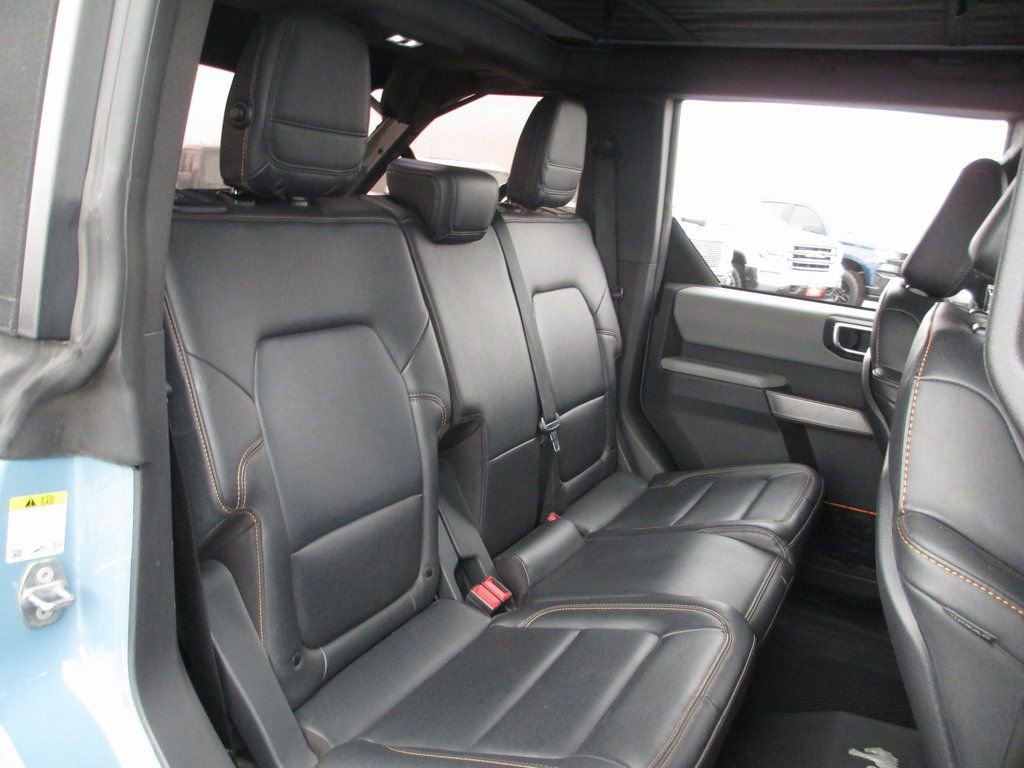Used 2022 Ford Bronco Badlands w/ Sasquatch Package image 20