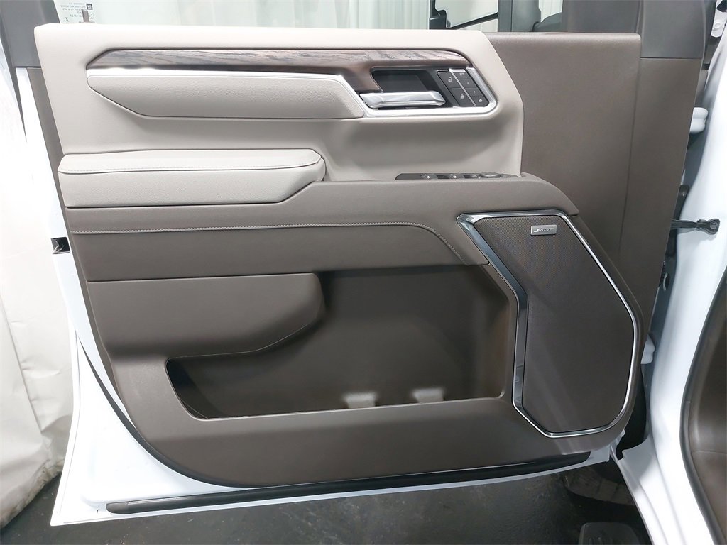 New 2026 GMC Sierra 3500 SLT w/ SLT Premium Package image 28