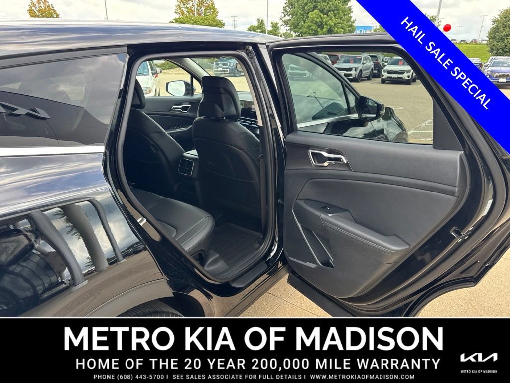 Used 2026 Kia Sportage EX FWD image 38