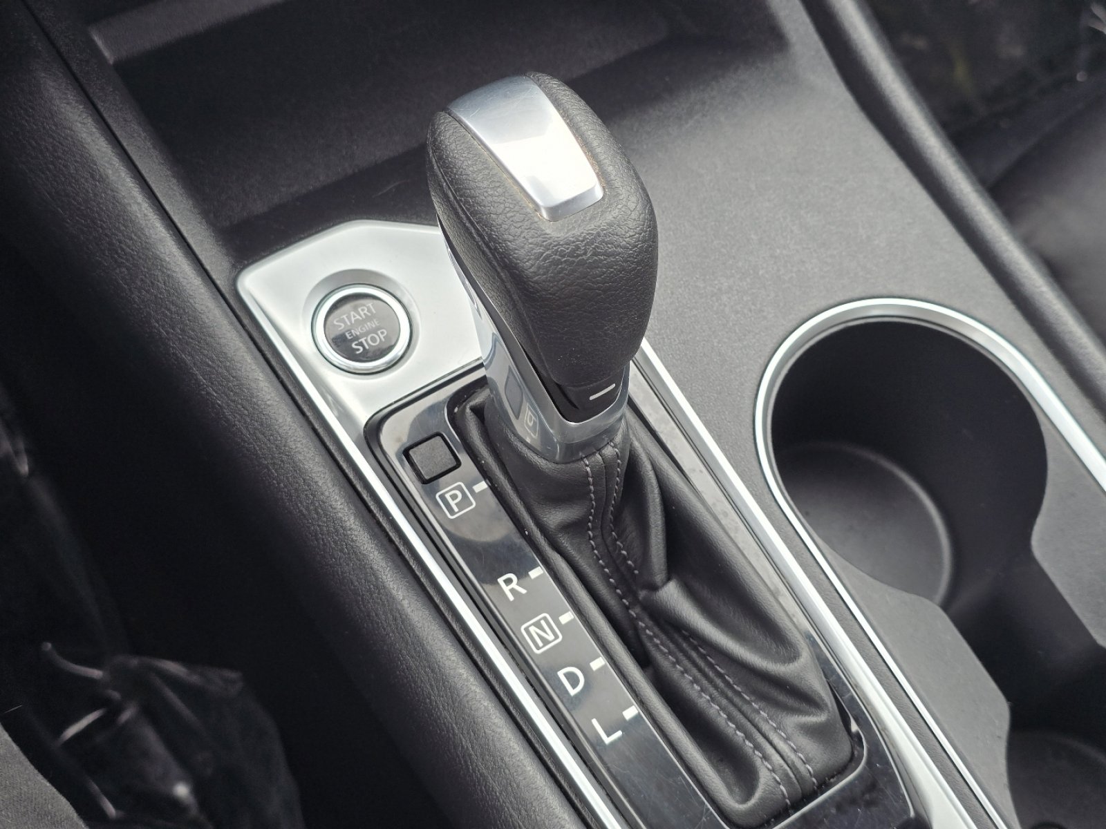 Used 2022 Nissan Altima 2.5 SV image 27