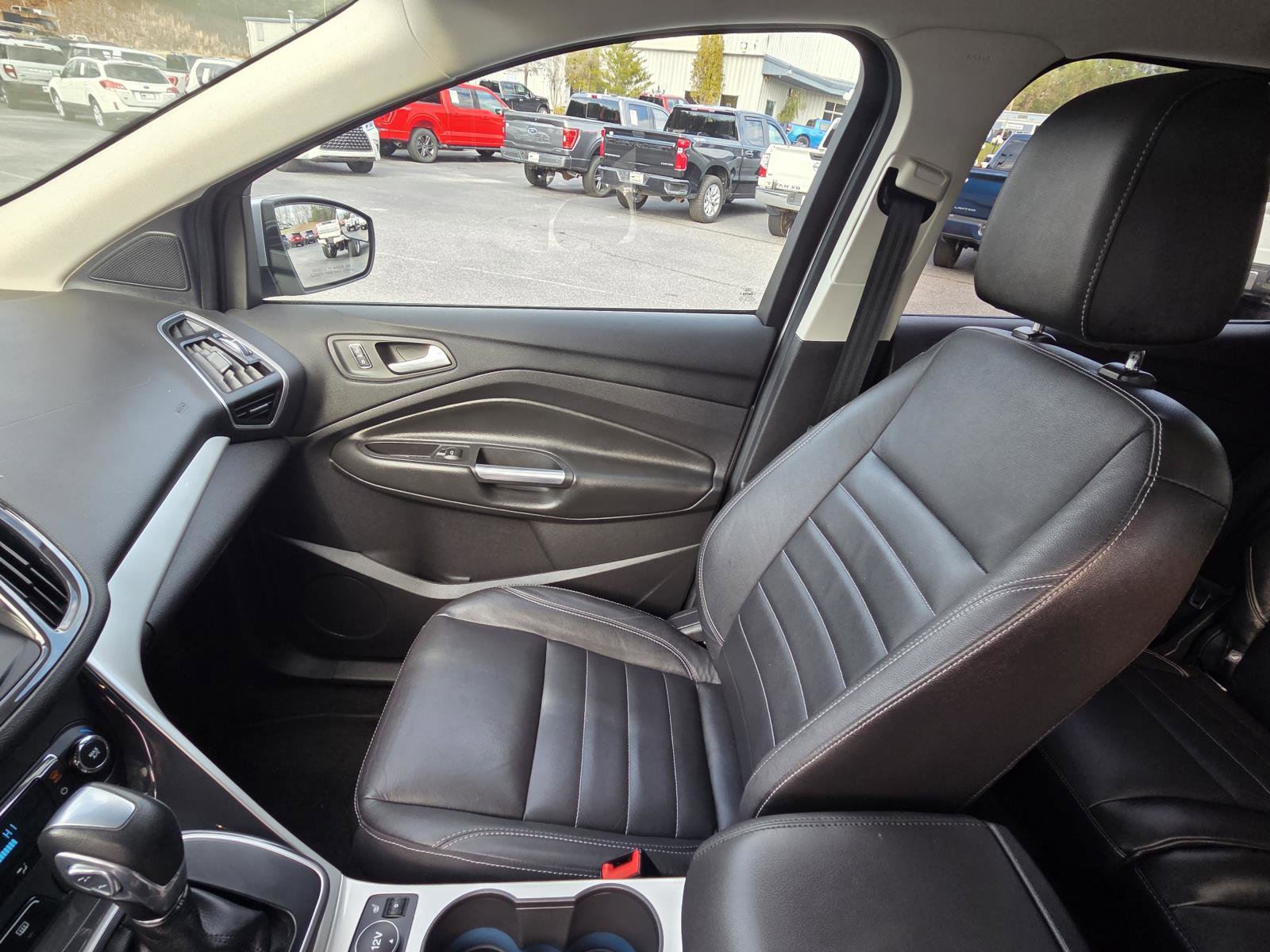 Used 2013 Ford Escape SEL image 16