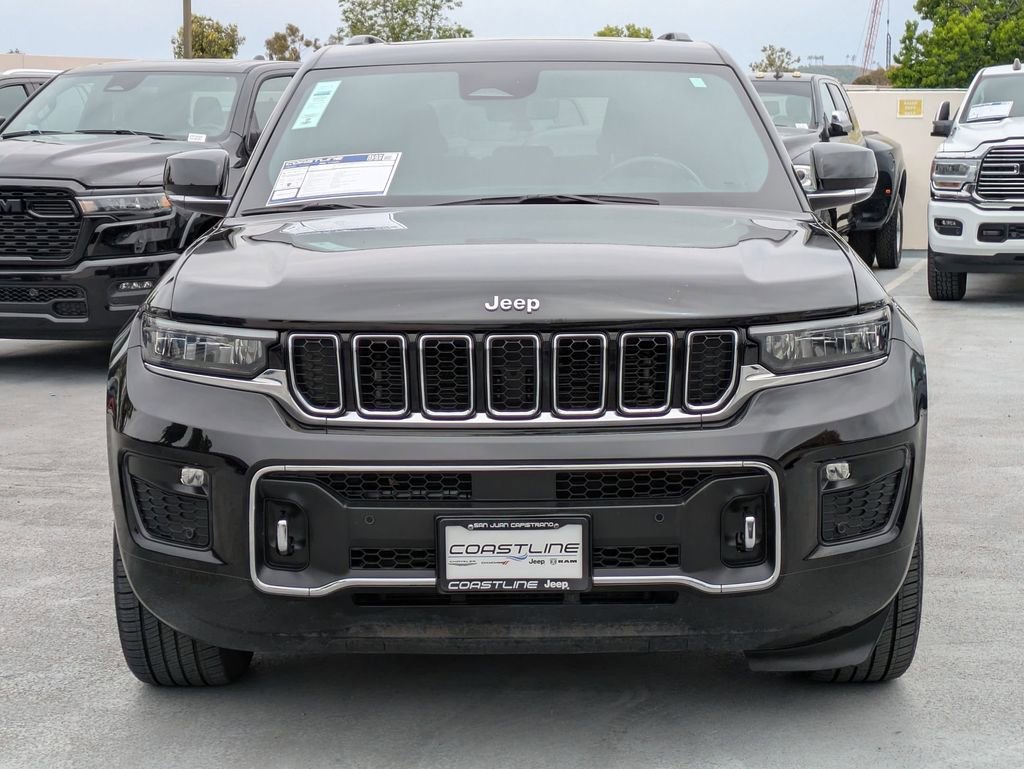 Certified 2022 Jeep Grand Cherokee Overland w/ Luxury Tech Group IV image 2
