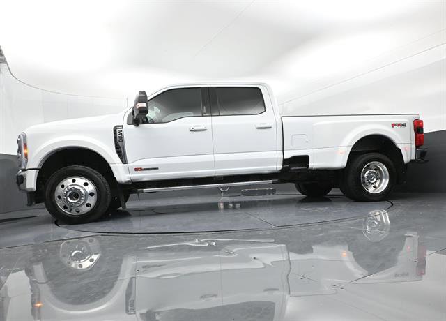 Used 2026 Ford F450 Lariat w/ FX4 Off-Road Package AWD/4WD image 32