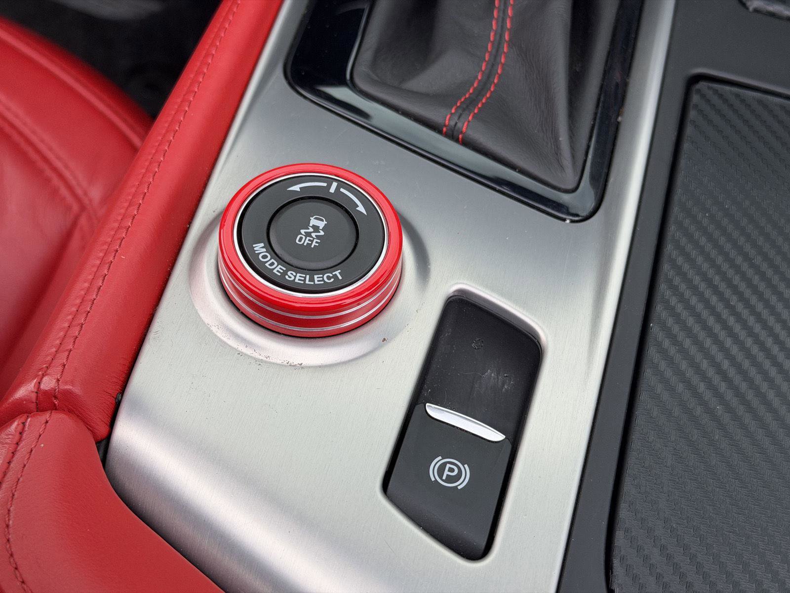 Used 2015 Chevrolet Corvette Z06 w/ 3LZ Preferred Equipment Group image 25