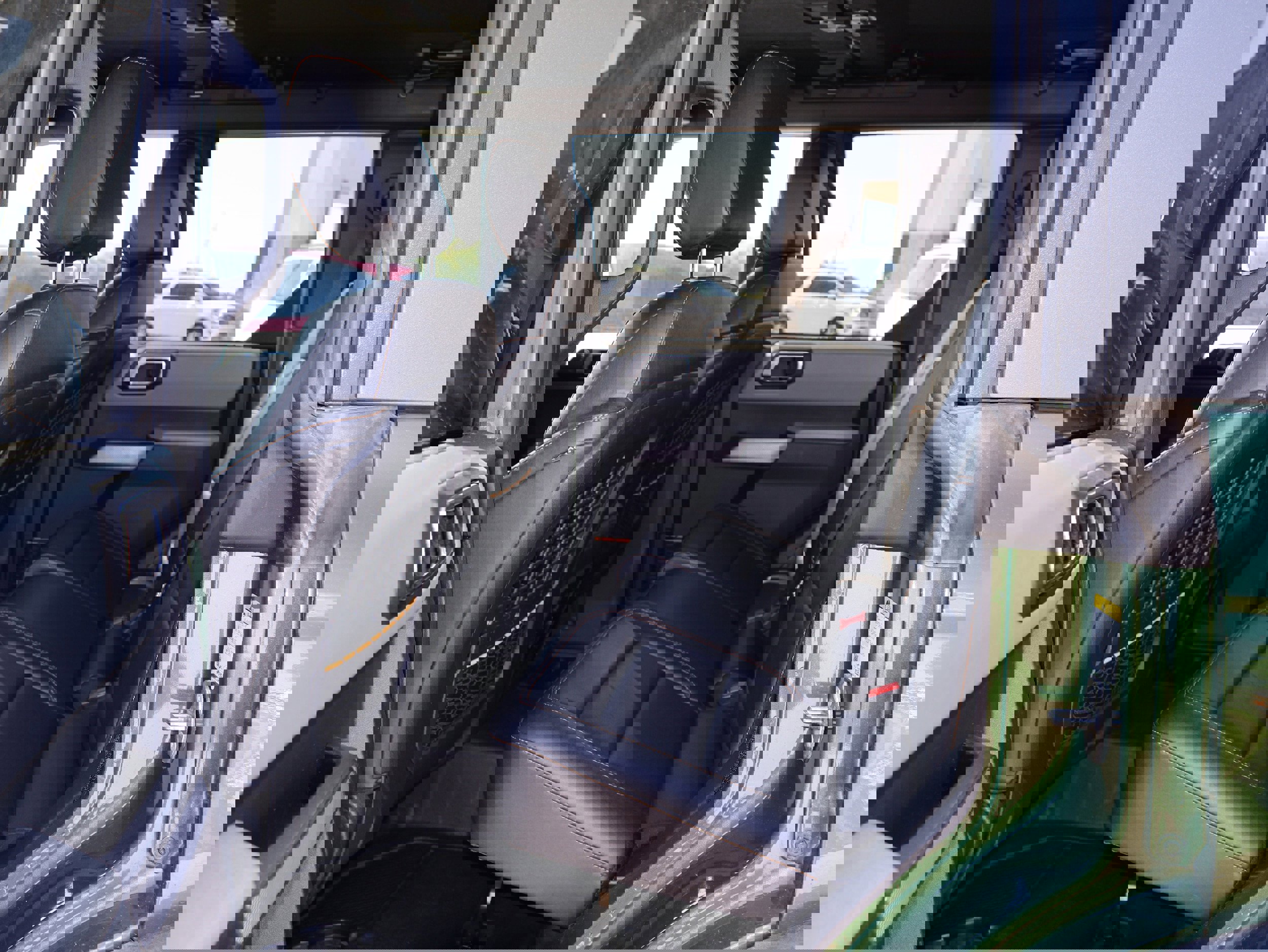 Used 2022 Ford Bronco Badlands w/ Sasquatch Package image 16