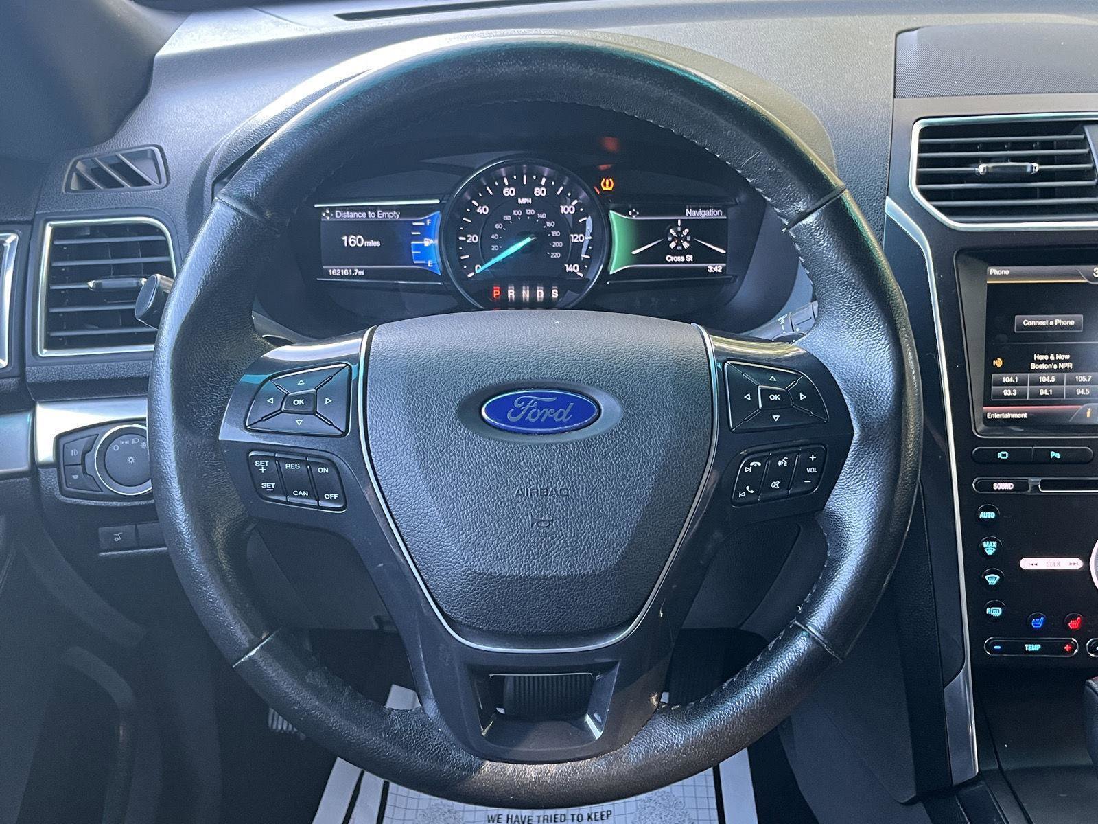 Used 2016 Ford Explorer Limited image 5