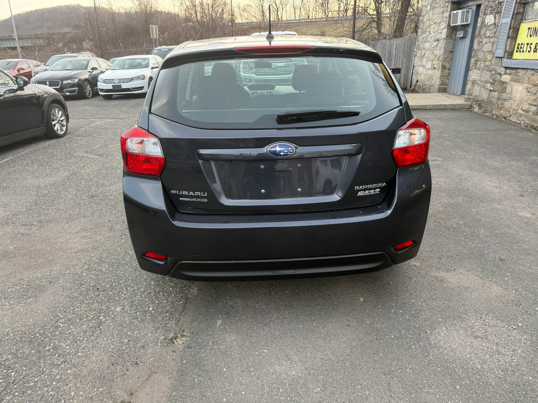Used 2016 Subaru Impreza 2.0i image 5