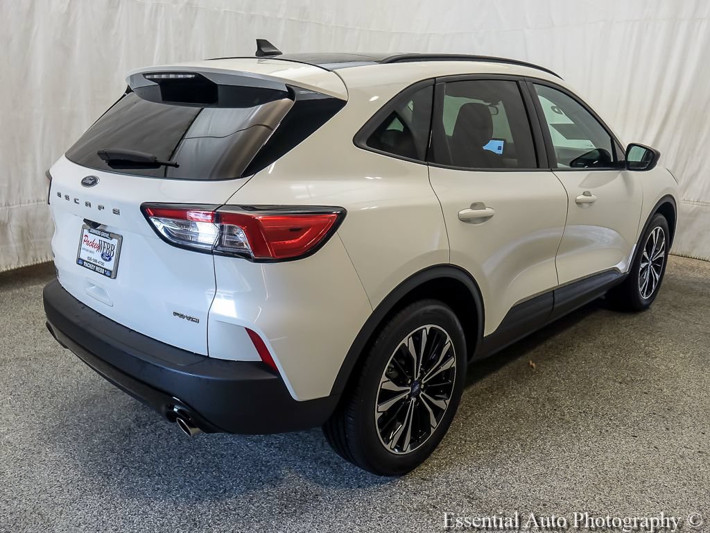 Used 2022 Ford Escape SE w/ SE Sport Appearance Package AWD/4WD image 8
