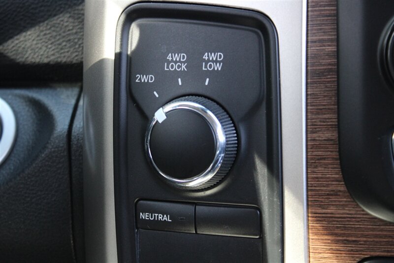 Used 2016 RAM 2500 Laramie w/ Convenience Group AWD/4WD image 36