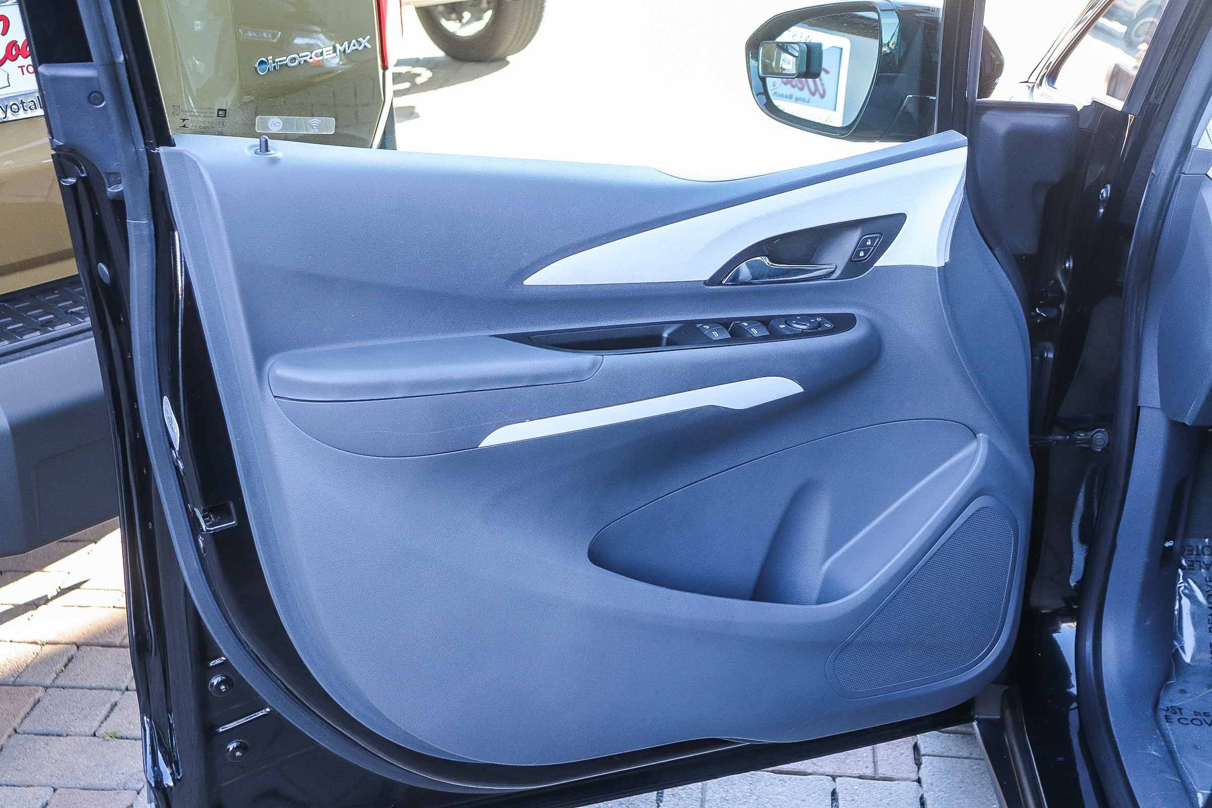 Used 2019 Chevrolet Bolt LT image 20