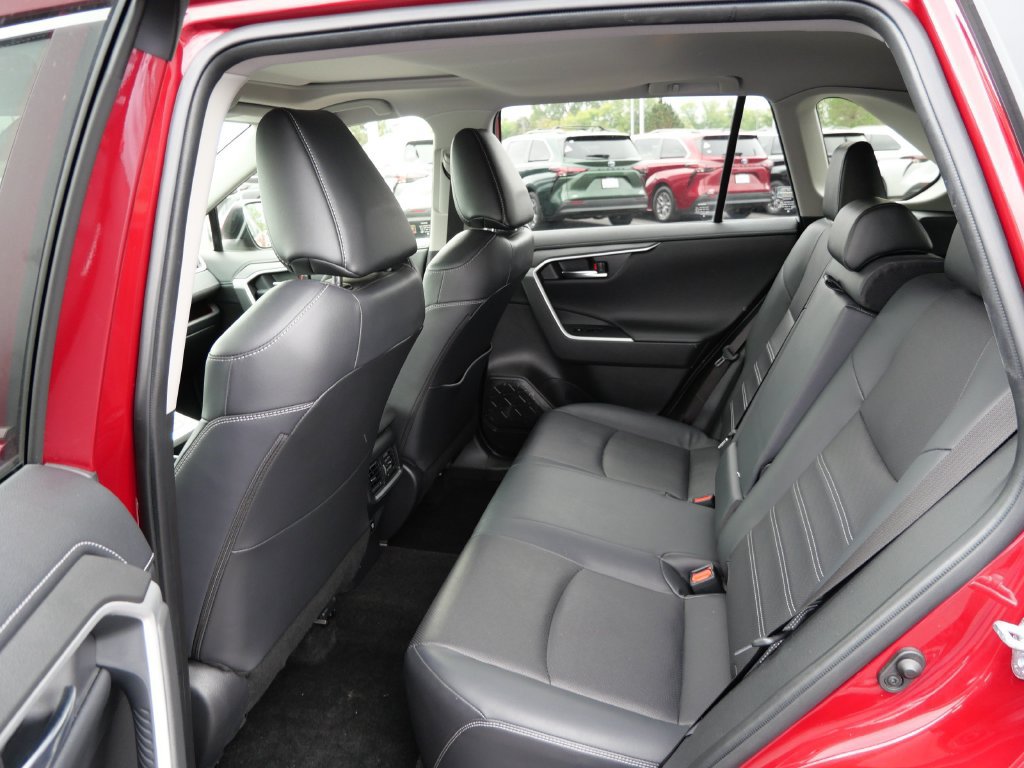 Certified 2020 Toyota RAV4 Limited AWD/4WD image 11