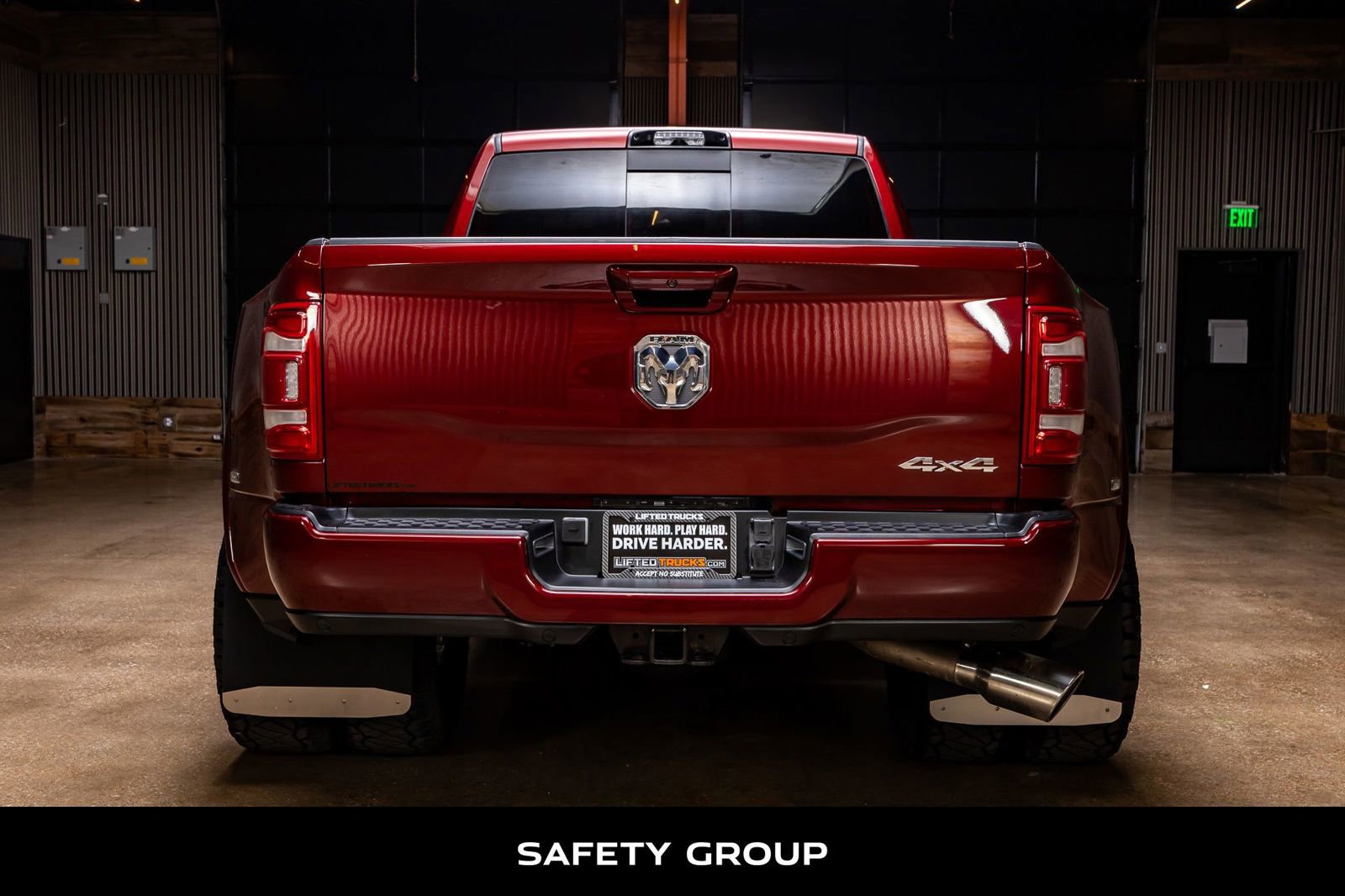 Used 2023 RAM 3500 Limited image 7