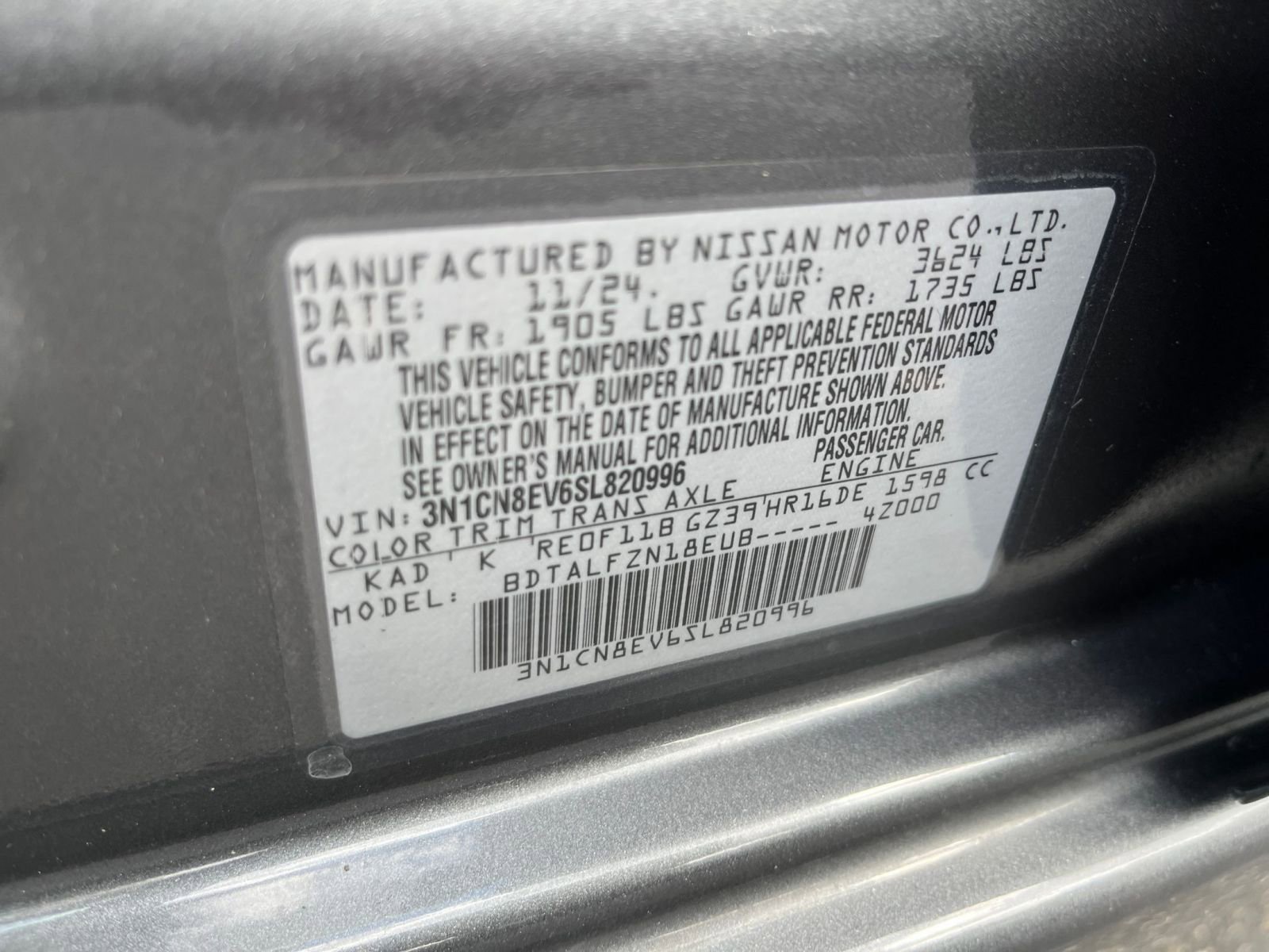 Used 2025 Nissan Versa SV image 27