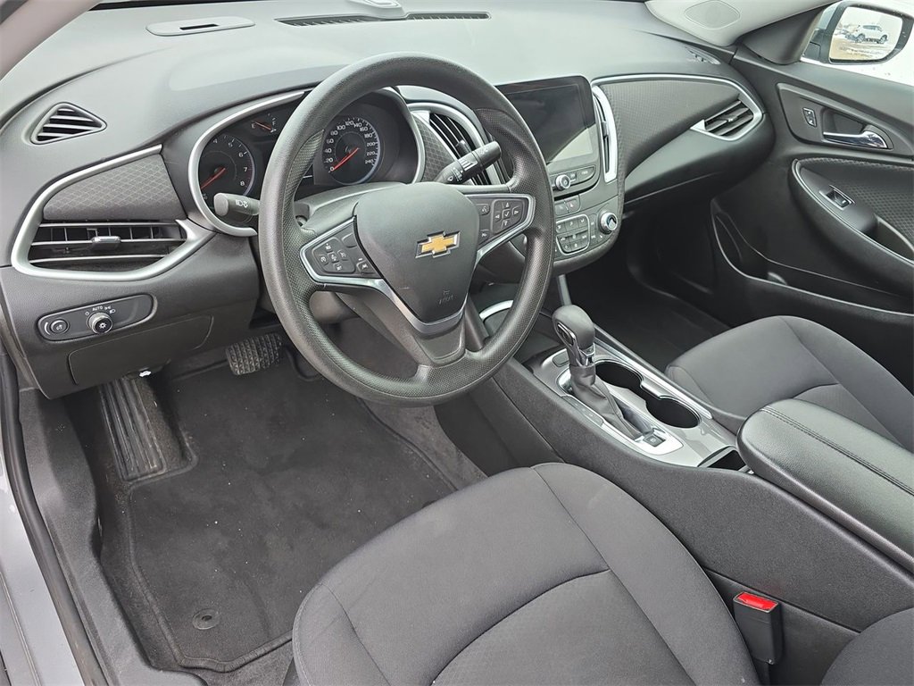 Used 2023 Chevrolet Malibu LT image 10