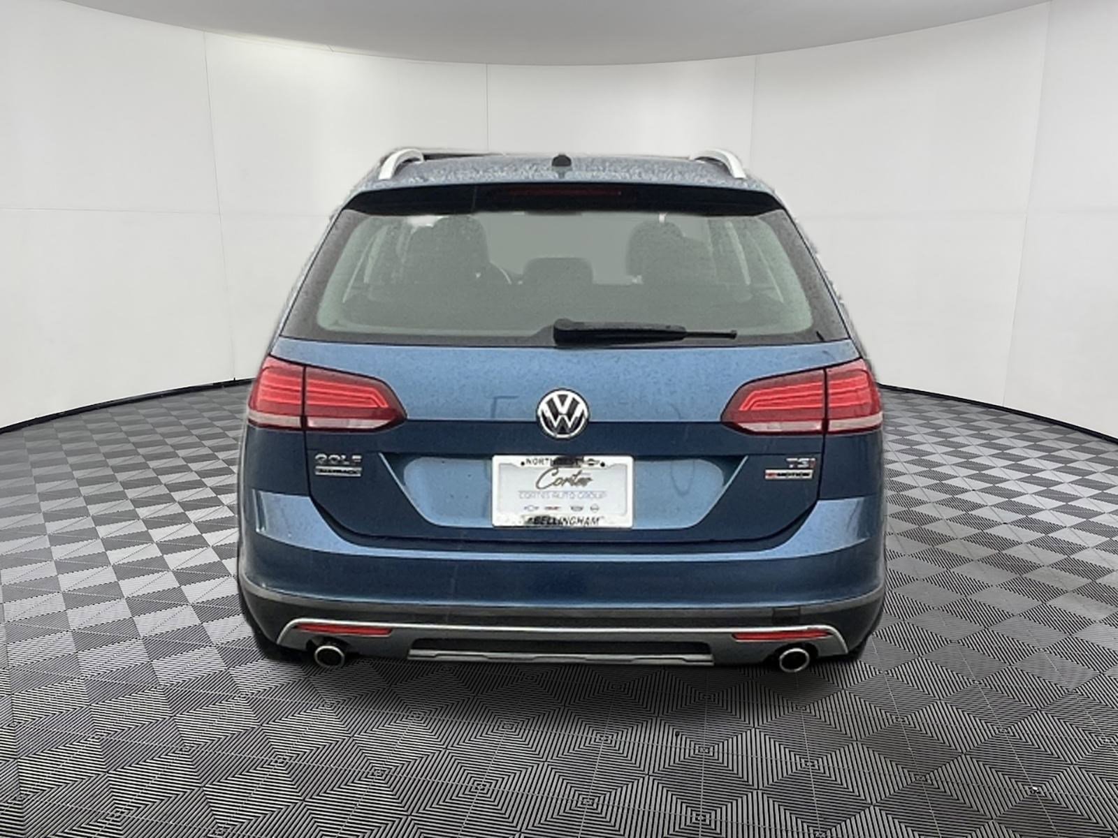 Used 2018 Volkswagen Golf Alltrack SE image 5