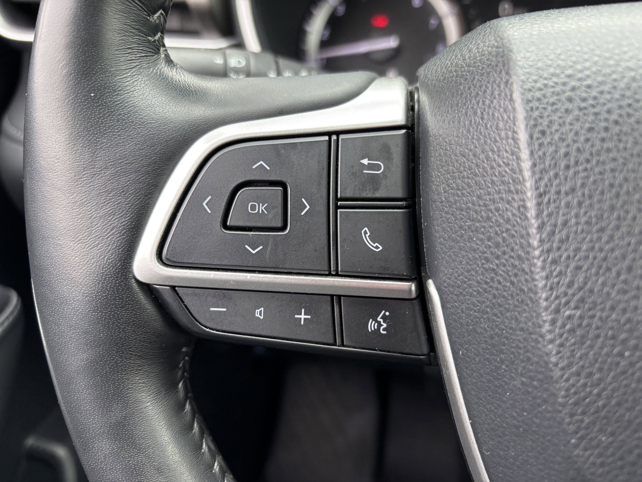 Used 2022 Toyota Highlander XLE image 33