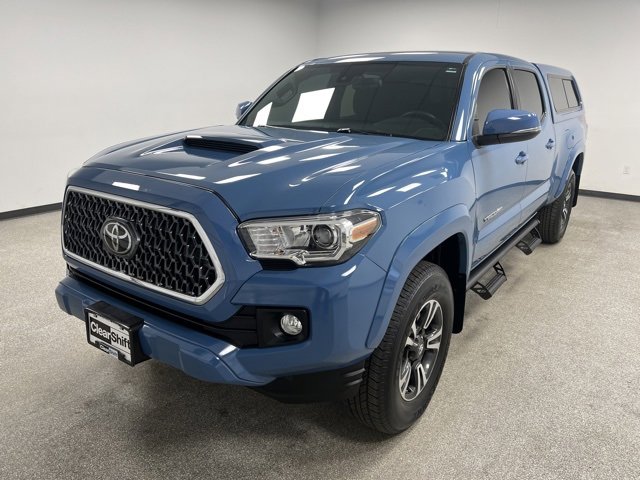 Used 2019 Toyota Tacoma TRD Sport image 4